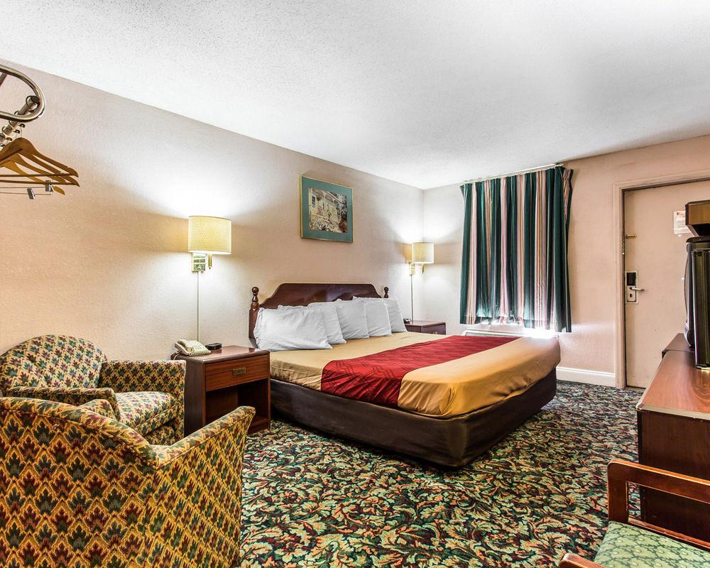 Econo Lodge Decatur Luaran gambar