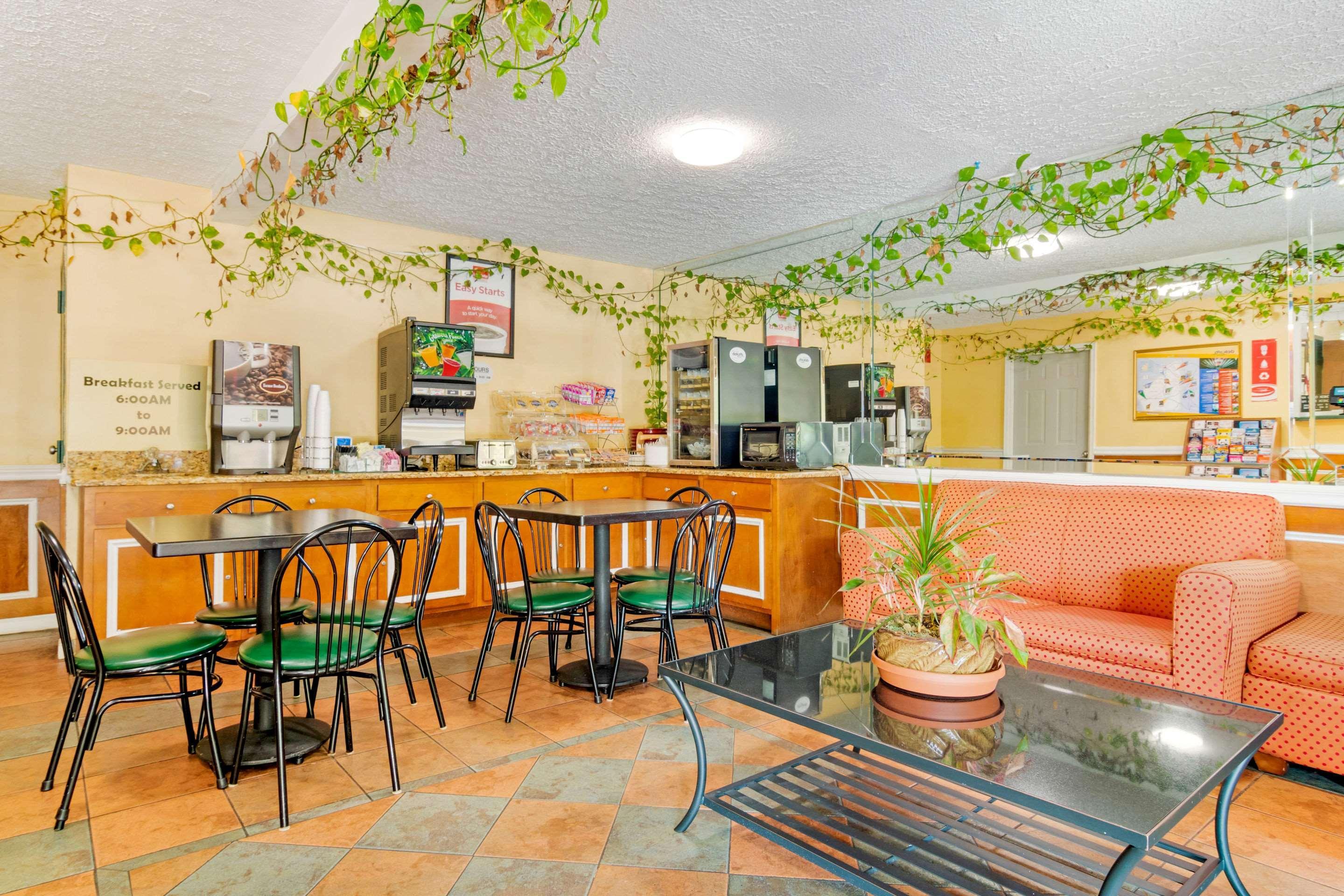 Econo Lodge Decatur Luaran gambar